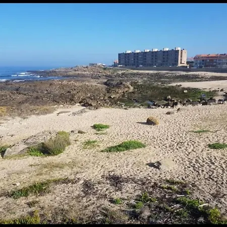 Casinha Ferias T1 100m Dom wakacyjny